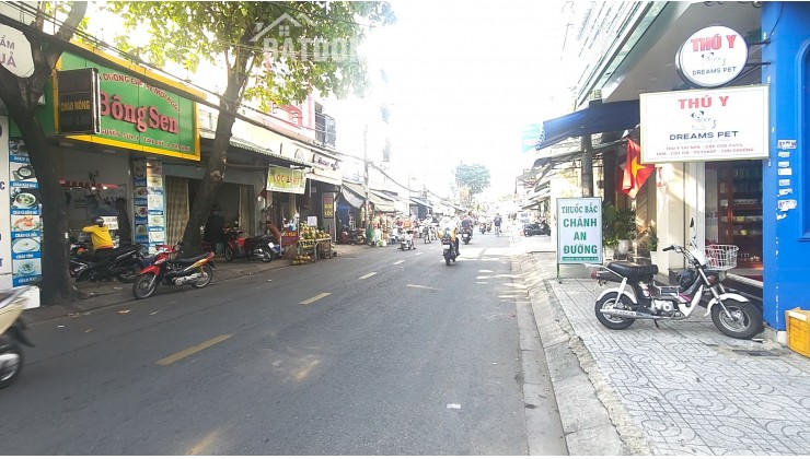 Cho thuê nhà Mặt Tiền NGAY CHỢ TÂN HƯƠNG Q.Tân Phú 72m², 18Triệu